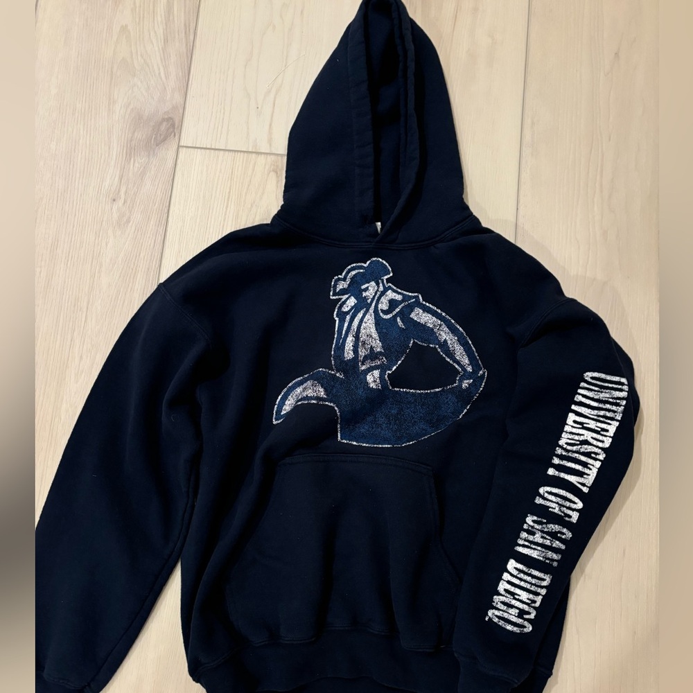USD hoodie